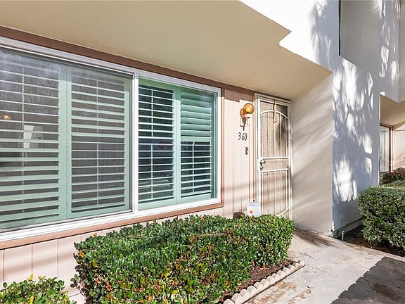 4th image of 360 Meadow Ct