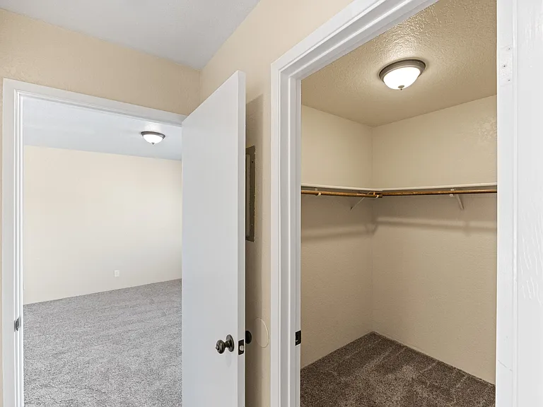 The Peppertree Apartments — Photo 13