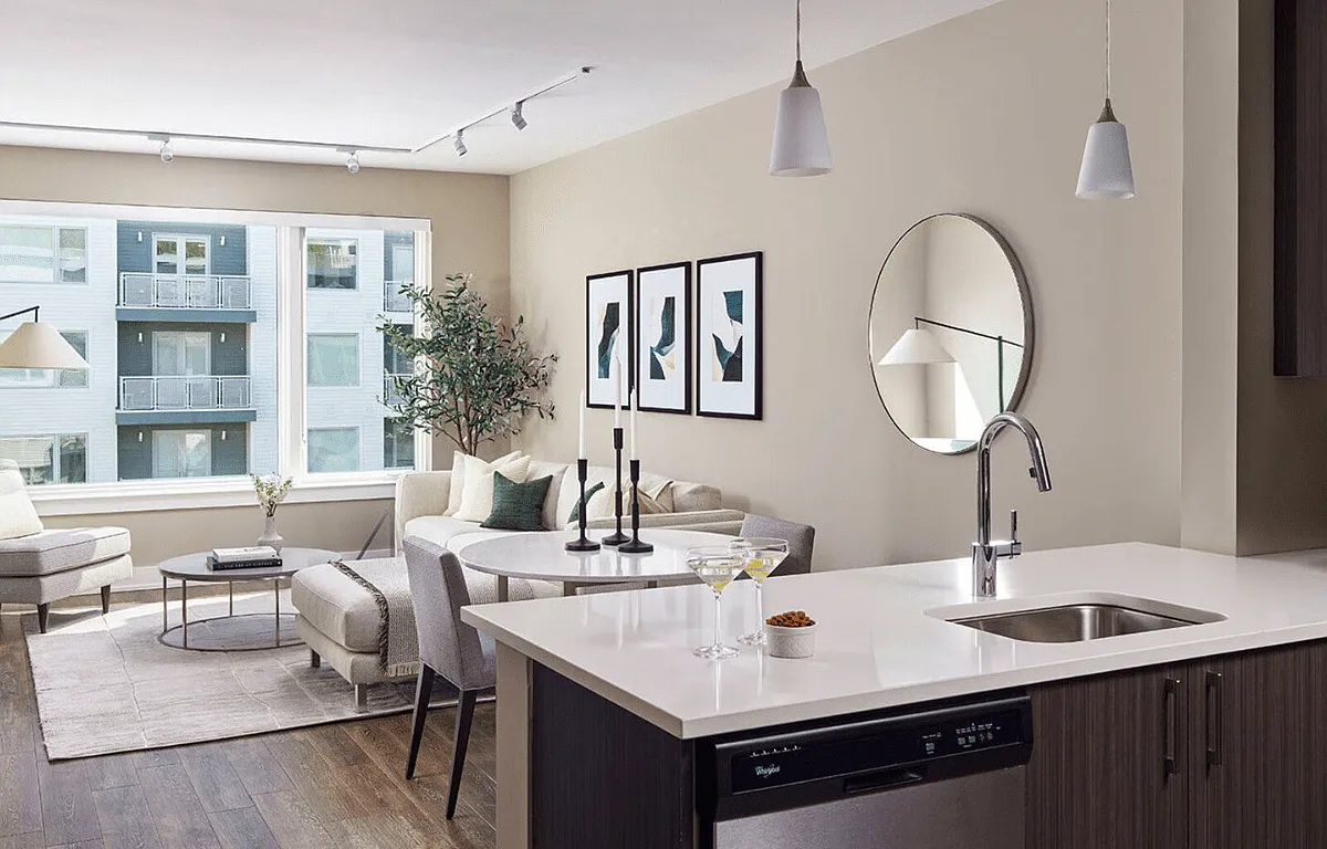 1 bed, $7,020 — Photo 4
