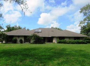 701 Chancellar Dr, Lutz, FL 33548