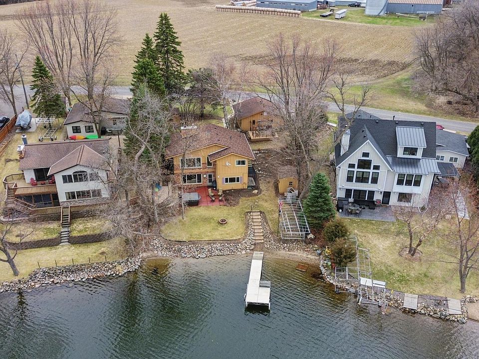 1st image of 1569 Hansack Ave NE