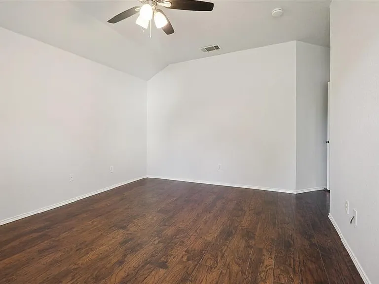 4937 Spur Ridge Ct #4937 — Photo 26