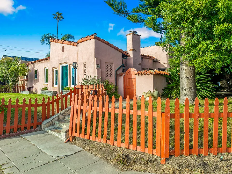 506 Palomar Ave