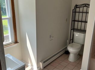 138 Warner Rd #3, North Haven, CT 06473