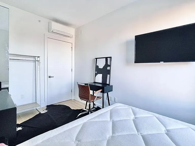 951 Madison St #176-3C-3C — Photo 3