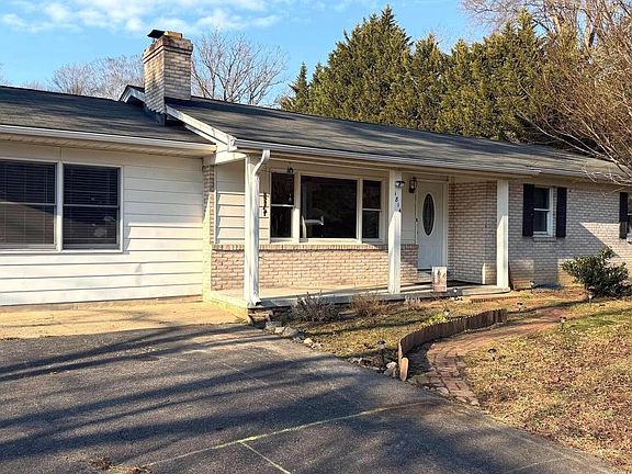 2nd image of 1814 Lowery Rd