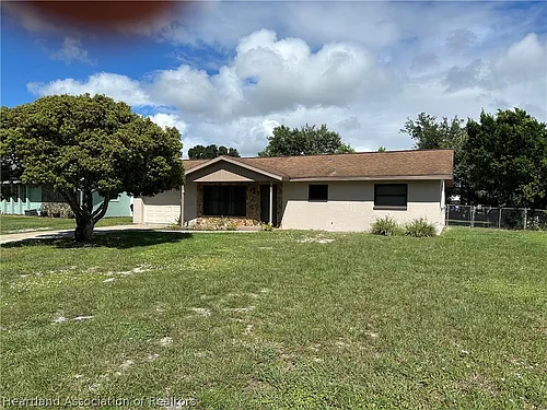 225 Sparrow Ave Photo 1