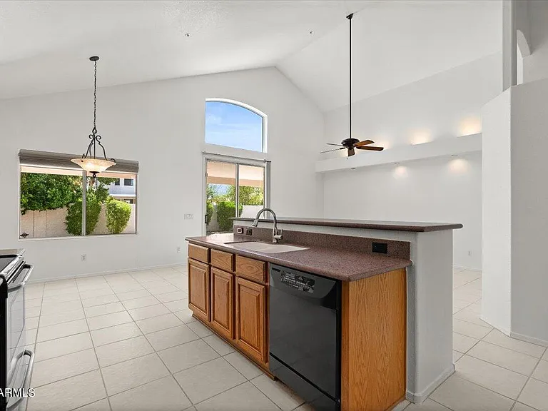 9297 E Blanche Dr — Photo 12