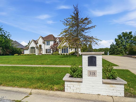2nd image of 318 Pheasant Run Ln