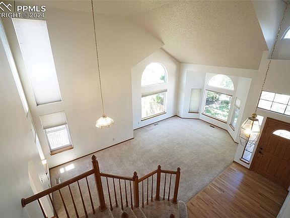 4th image of 8573 Candleflower Cir