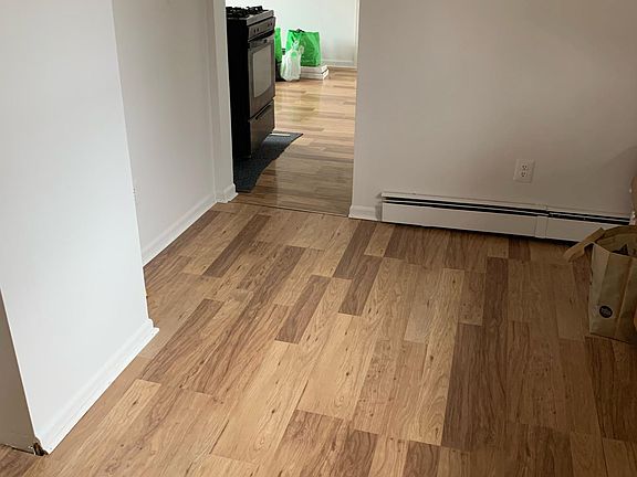 3rd image of 24 Oakwood Ave #2