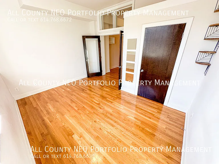 1276 N High St #304 — Photo 9