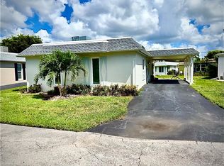 38 Knights Bridge Rd #A-42, Naples, FL 34112