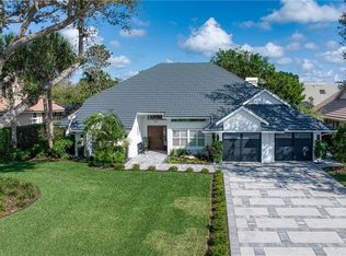 807 Arrowhead Ln, Naples, FL 34108