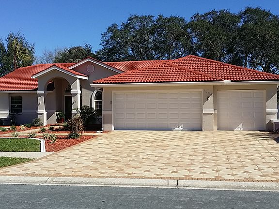 Beautiful curb appeal