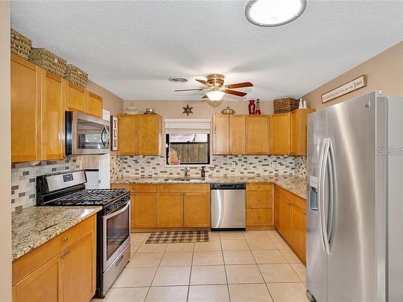 3rd image of 8350 Flame Vine Ave