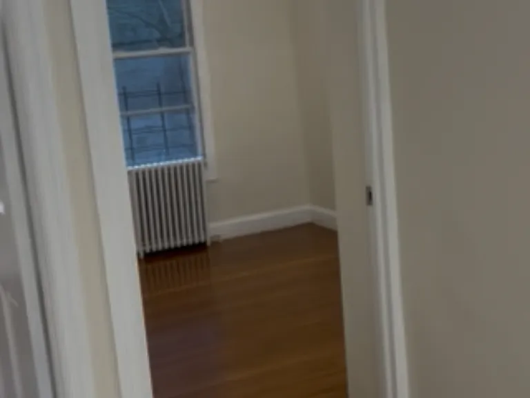 370 E 173rd St #1 — Photo 3