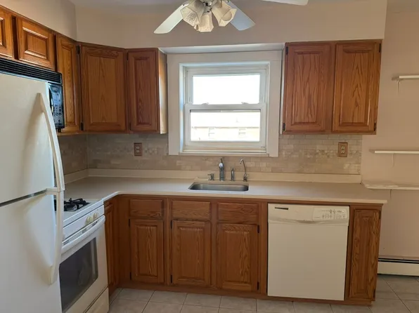 2 Virginia Dr #18A, Fair Lawn, NJ 07410