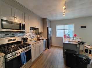 50 Derby St #2A, Somerville, MA 02145