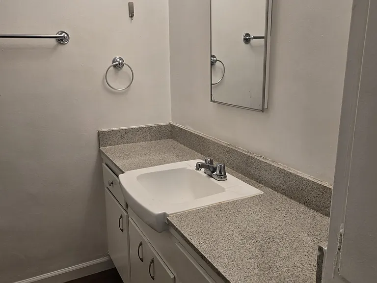 11661 Texas Ave #6 — Photo 10