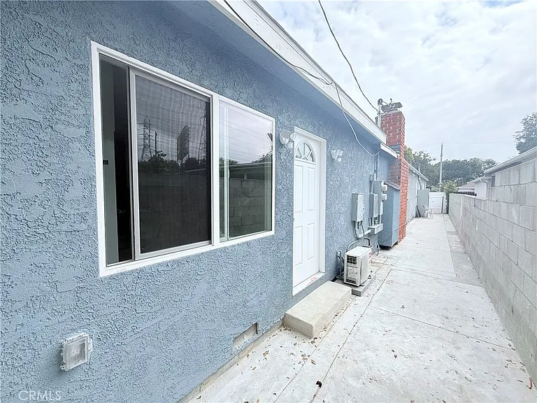 17513 Glenburn Ave — Photo 14