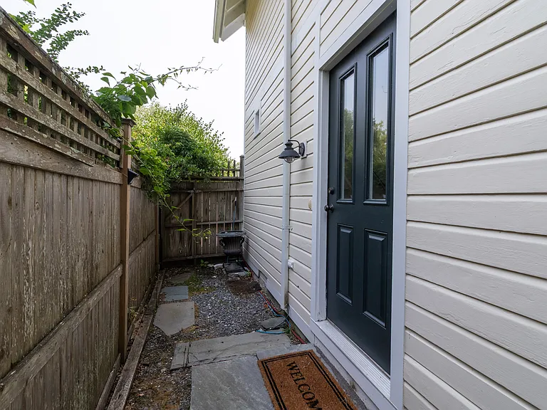 200 Whitfield St — Photo 19