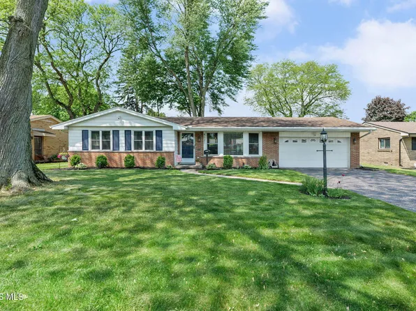 4121 Garden Estates Dr, Toledo, OH 43623