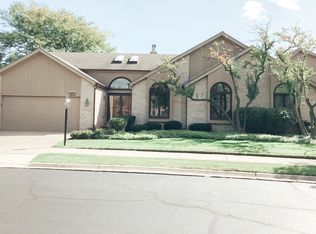 3523 Laburnum Ct, Northbrook, IL 60062