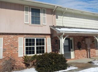 1702 N Lakewood Dr, Columbia, MO 65202
