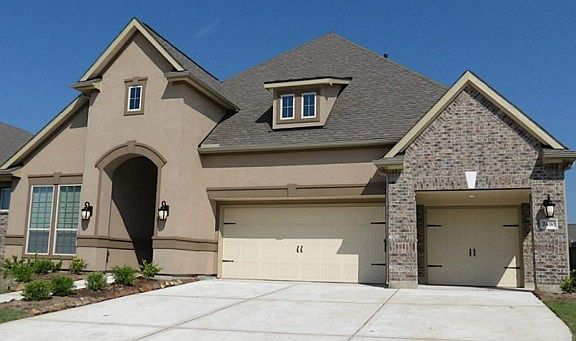 3rd image of 24310 Mirandola Ln