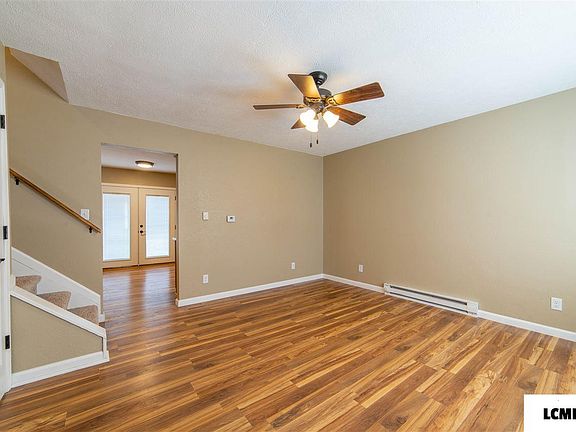 4th image of 404 S Jefferson St