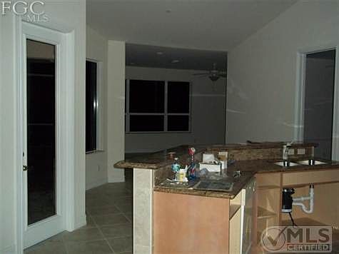 5th image of 3227 Surfside Blvd