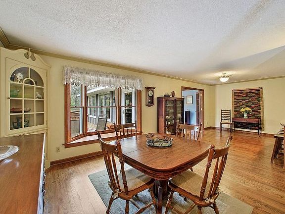 2nd image of 210 Maryknoll Dr