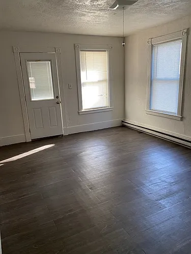 5155 N Catherine St #5153 Photo 1