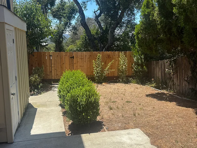 115 Christel Oaks Dr #A — Photo 23