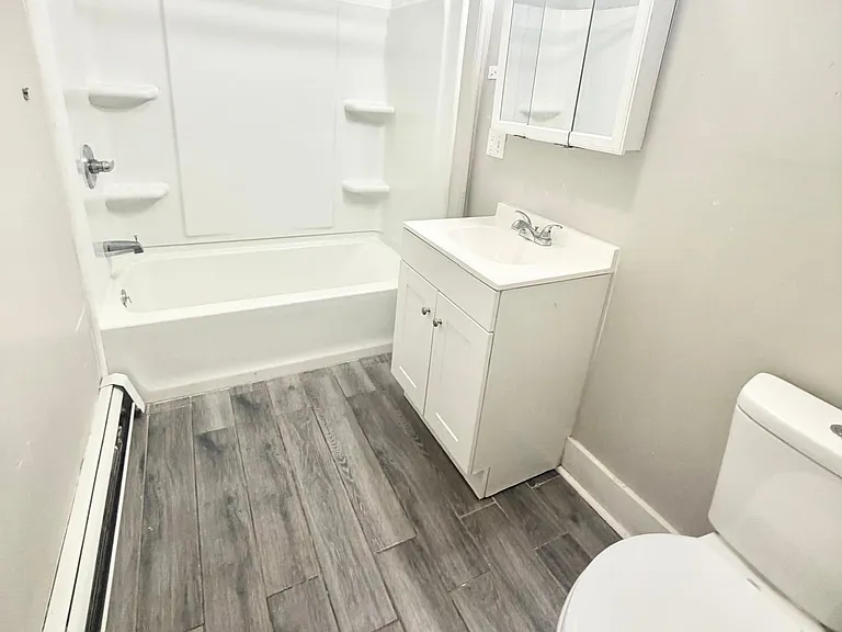 457 Edgewood Ave #1 — Photo 2