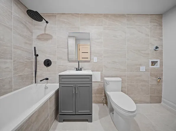 530 Sutter Avenue image 7 of 9