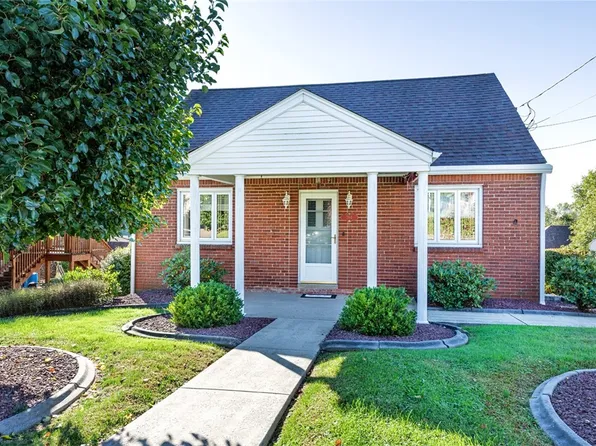 204 Dennis St, Elizabeth, PA 15037