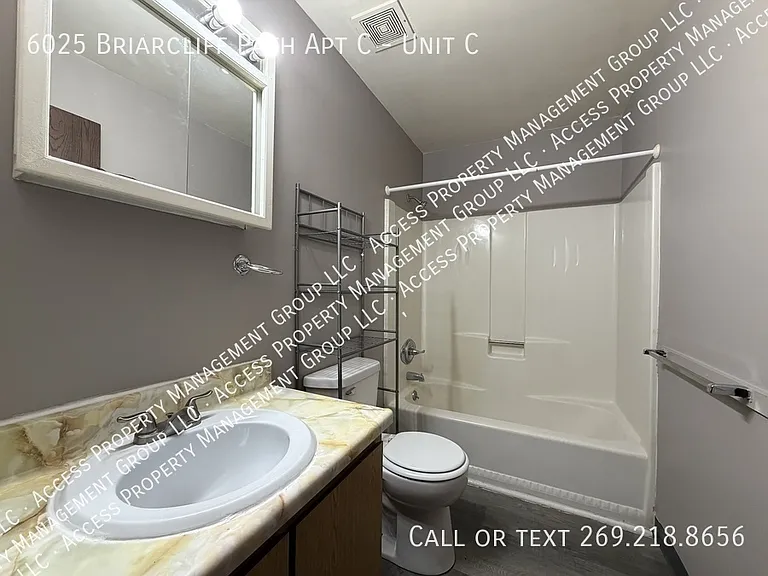6025 Briarcliff Path #C — Photo 8
