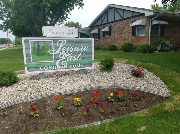 955 Andover Ct SE, Kentwood, MI 49508