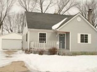 1624 Peterson Ave, Janesville, WI 53548
