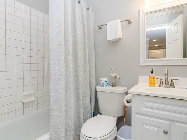 40 N Lumina Ave #101 — Photo 11