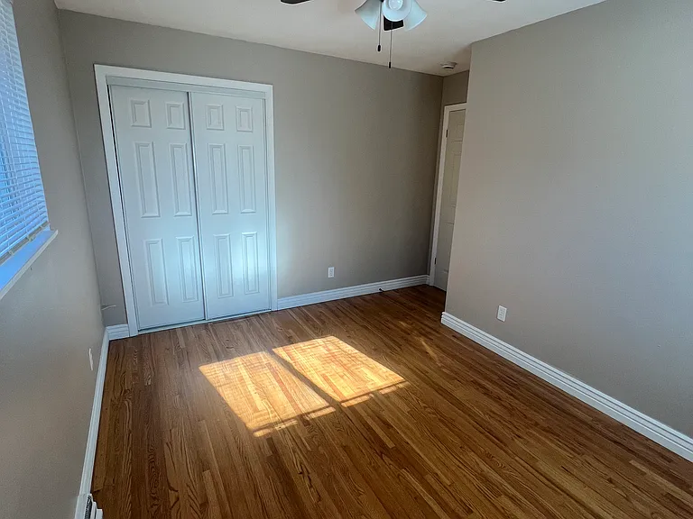 2214 Florence St — Photo 15