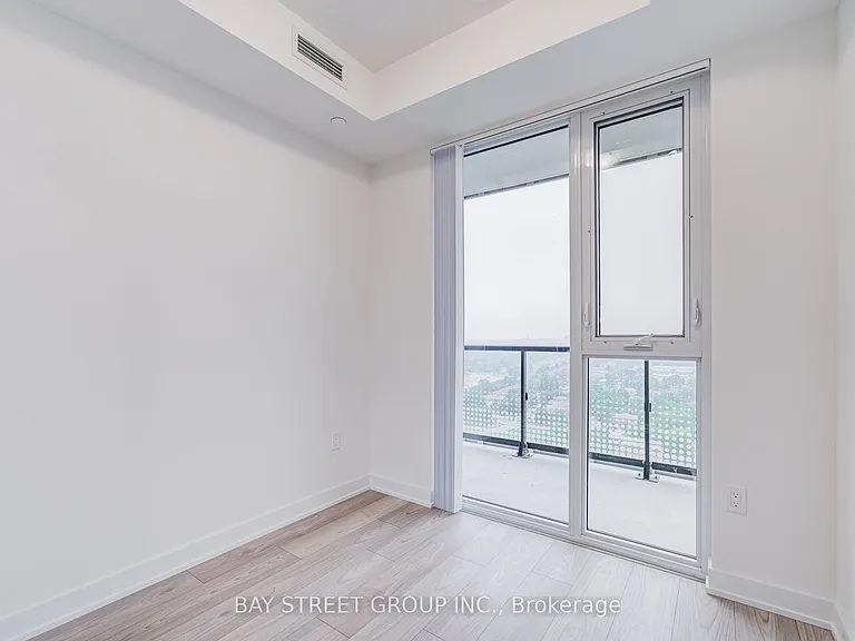 5858 Yonge St #2023 — Photo 24