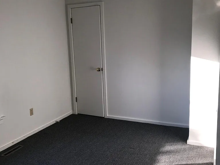33 Mettler St #A — Photo 8