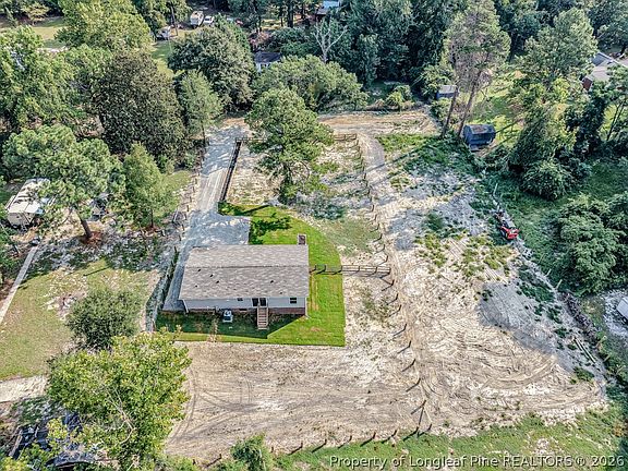 3rd image of 106 C E Beair Ln