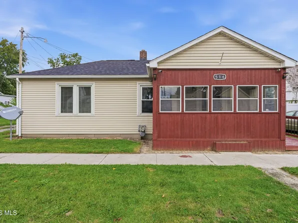 516 Maple St, Fostoria, OH 44830