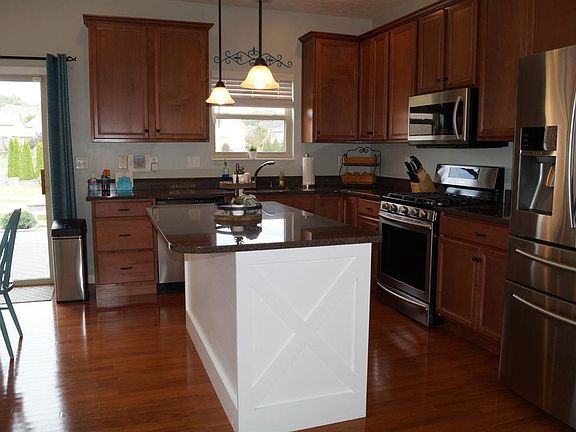 3rd image of 10773 Carolina Pines Dr