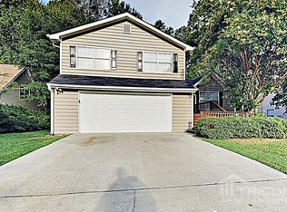 5492 Riverside Dr, Sugar Hill, GA 30518