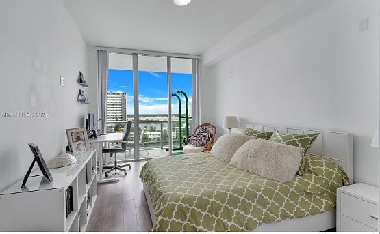 3rd image of 7928 East Dr #880